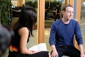 Mark Zuckerberg trong buổi phỏng vấn với CNN. Ảnh: CNN