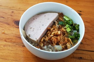 Bánh đúc Bà Già lót dạ buổi xế chiều ở Sài Gòn