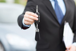 Những điều cần tránh khi mua ô tô