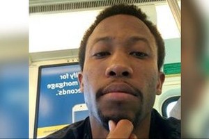 Emile Wickham, 31 tuổi, nhận được 10.000 USD tiền bồi thường sau khi bị phân biệt đối xử tại một nhà hàng Trung Quốc. (Nguồn: NDTV)