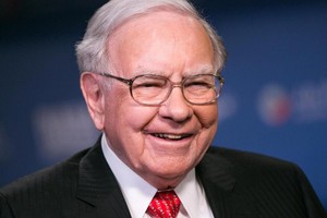 Đế chế kinh doanh khổng lồ của Warren Buffett