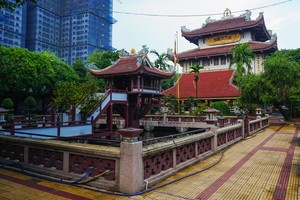 Chùa Một Cột hơn 50 năm tuổi ở Sài Gòn