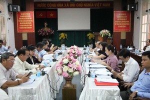 HĐND TPHCM làm việc với UBND quận 1 về quản lý, sử dụng nhà, đất công