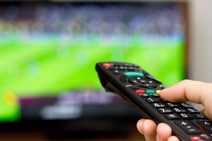 World Cup 2018 có lịch thi đấu phù hợp với nhịp sống của người Việt Nam nên nhiều gia đình, quán cafe muốn đầu tư cho trải nghiệm xem bóng đá chất lượng cao.