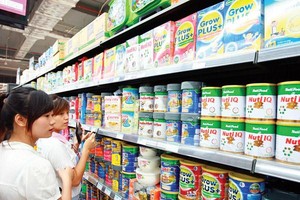 Để vào được thị trường Hoa Kỳ, NutiFood phải mất 2 năm và vượt qua 3 rào cản mới xuất được lô hàng đầu tiên vào thị trường này. Ảnh minh họa.