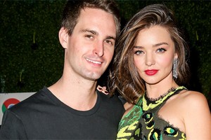 Evan Spiegel và Miranda Kerr. Ảnh: Vanity Fair