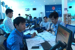 Sau 2 tháng đưa Trung tâm hành chính công đi vào hoạt động, Chủ tịch UBND tỉnh Quảng Ngãi phải điểm mặt 4 Sở vi phạm quy định trong giải quyết thủ tục hành chính.