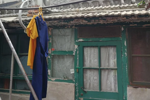 Nhà nằm trong một khu phố cổ ở Bắc Kinh, thuộc trung tâm thành phố. Ảnh: SCMP.