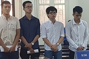 Các bị cáo tại tòa