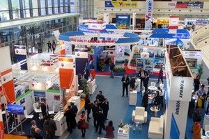 Nhiều công nghệ, thiết bị mới sẽ được giới thiệu tại Vietnam ETE 2018. (Trong ảnh: Triển lãm Vietnam ETE năm 2017).