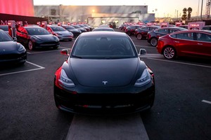 Mẫu xe Model 3s của Tesla. Ảnh: WSJ.