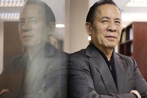 Ông Kazuo Okada đã bị bắt giữ tại Hong Kong bởi ICAC do liên quan đến nhiều tội tham nhũng.