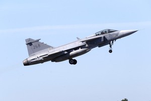 Một máy bay chiến đấu JAS 39 Gripen của Không quân Thụy Điển (Ảnh: Reuters).