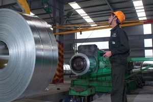 Từ một doanh nghiệp ngoại đạo nhảy ngang sang làm thép, Hòa Phát đã vươn lên trở thành công ty dẫn đầu thị phần tại Việt Nam.