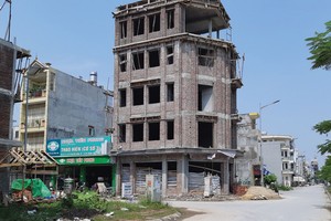 Căn hộ diện tích 60m2 này có giá khoảng 3,3 tỷ đồng đang được xây dựng tại Khu tái định cư Xi Măng.