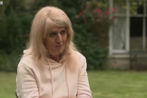 Cuộc sống của Melissa thay đổi sau khi trúng số - Ảnh: BBC.