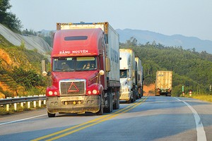 Qua quá trình thực hiện Nghị định số 86/2014/NĐ-CP đã nảy sinh nhiều bất cập trong công tác quản lý nhà nước về kinh doanh vận chuyển hàng hóa, hành khách bằng đường bộ.