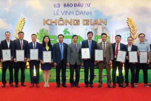 Đồng hành cùng doanh nghiệp và nhà đầu tư, khích lệ tinh thần kinh doanh minh bạch, sáng tạo là những nỗ lực mà Báo Đầu tư luôn thực hiện trong các hoạt động truyền thông trên mặt báo cũng như tổ chức các chuyên đề, sự kiện hàng năm.