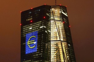 ECB đã chốt lịch "khai tử" các gói QE, dừng việc thu mua trái phiếu từ đầu năm 2019.