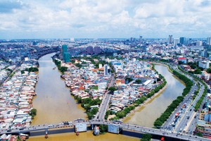 Thanh toán không dùng tiền mặt thúc đẩy phát triển đô thị thông minh