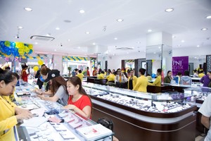 PNJ hợp tác với Swarovski