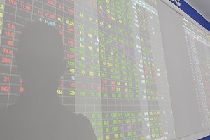 Vi phạm trên thị trường chứng khoán bị phạt 1,81 tỷ đồng