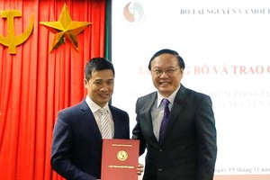 Bộ Tài nguyên và Môi trường tiếp nhận, bổ nhiệm nhân sự mới