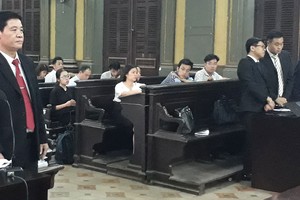 Đấu lý ngoài tòa án của Vinasun và Grab 