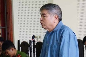 Bị cáo Thái Doãn Tồn tại tòa.