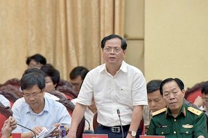 Ông Đỗ Mạnh Hải - Bí thư quận Long Biên nhiều lần nói về bộ máy hành chính cồng kềnh hiện nay.