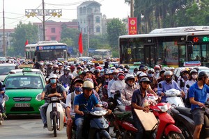 Thu nhập của người dân Việt Nam liên tục tăng (ảnh: Tiến Nguyên).