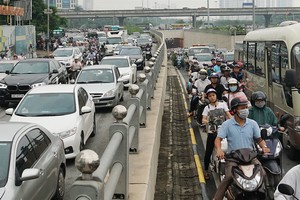 Nhọc nhằn xây dựng dữ liệu chủ xe cơ giới