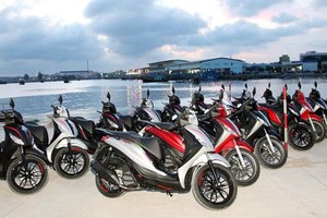 Nhiều hãng xe chuyển sang dòng xe tay ga cao cấp đắt tiền.