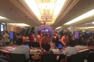 Mỗi năm, người Việt mang khoảng 800 triệu USD ra nước ngoài chơi bạc tại các casino