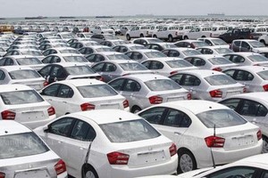 Xe nhập ùn ùn về Việt Nam ngay từ đầu năm 2019.
