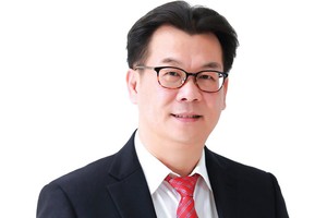 Ông Đặng Triệu Hòa, Chủ tịch Hội đồng quản trị - Tổng giám đốc Công ty cổ phần Sợi Thế Kỷ.