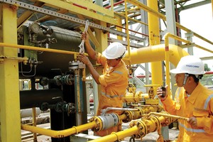 Ngành dầu khí: Sản xuất khí, điện, đạm đều vượt chỉ tiêu