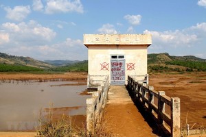 Công trình thủy lợi Đắk Ngo bỏ hoang, lãng phí nhiều tỷ đồng. (Ảnh: Ngọc Minh/TTXVN).