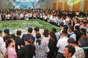 Lễ mở bán Dự án khu đô thị phức hợp – cảnh quan Cát Tường Phú Hưng tại TP. Đồng Xoài thu hút rất đông người địa phương.