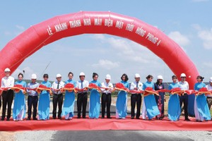 Hà Đô khánh thành Nhà máy điện mặt trời Hồng Phong 4