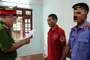 Đối tượng Nguyễn Văn Sửu (một trong ba đối tượng) tại cơ quan điều tra.