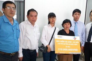 Bảo hiểm BSH chi trả 210 triệu đồng cho cán bộ thuộc Tập đoàn CJ Hàn Quốc