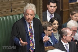 Chủ tịch Hạ viện Anh John Bercow (trái) phát biểu tại phiên họp của Hạ viện ở London ngày 9/9/2019. (Nguồn: AFP/TTXVN).