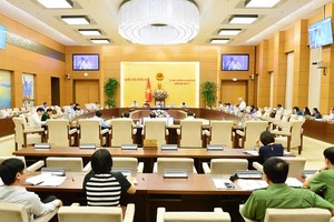 Ủy ban Thường vụ Quốc hội xem xét, quyết định về nhân sự