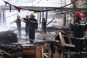 Cháy nhà xưởng Việt Mỹ: Bảo hiểm Bảo Long vướng kiện 