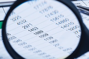 Phạt nặng, doanh nghiệp vẫn không “nhích” lên sàn, vì sao?