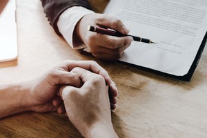 Tranh chấp hợp đồng mua bán, “vin” vào đâu?