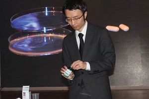 Chuyên gia Nhật Bản thực nghiệp làm tan cục máu đông với Nattokinase.