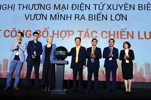 Amazon chính thức gia nhập thị trường Việt Nam, hợp tác với T&T Group và Ngân hàng SHB thúc đẩy phát triển thương mại điện tử.