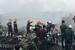 Hiện trường vụ cháy. (Ảnh: Huỳnh Thế Anh/TTXVN)